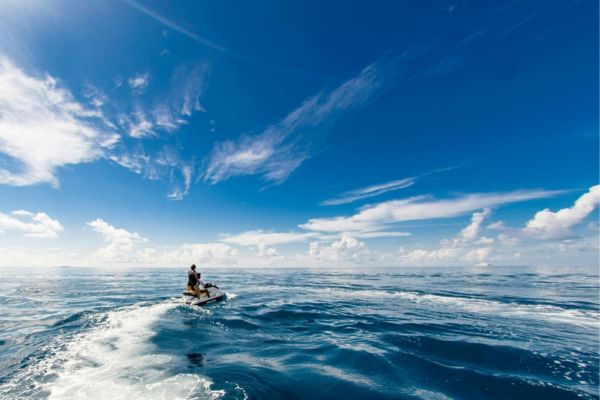 Explore Ras Al Khaimah’s Scenic Coastline with a Jet Ski Tour